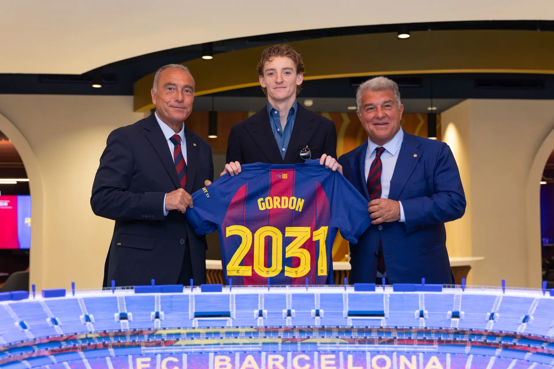 Anthony Gordon Completes €80m Barcelona Transfer From Newcastle United
